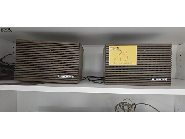 Lot 19 - luidsprekers telefunken 4 ohm - afbeelding 1 van  2