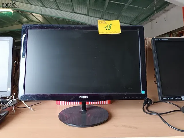 Lot 19 - monitor philips 247e - afbeelding 1 van  3