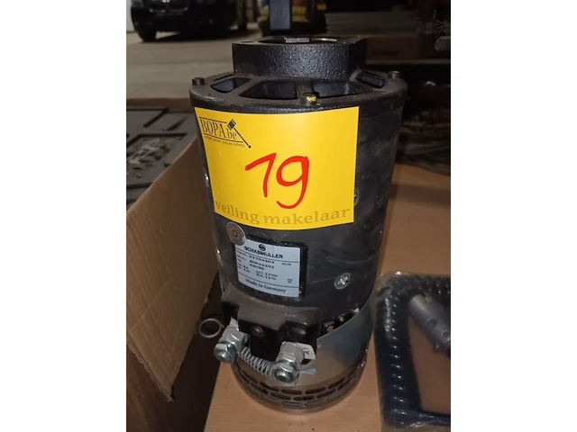 Lot 19 - motor schabmüller - afbeelding 1 van  3