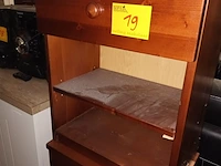 Lot 19 - nachtkastjes. 2 stuks - afbeelding 3 van  4