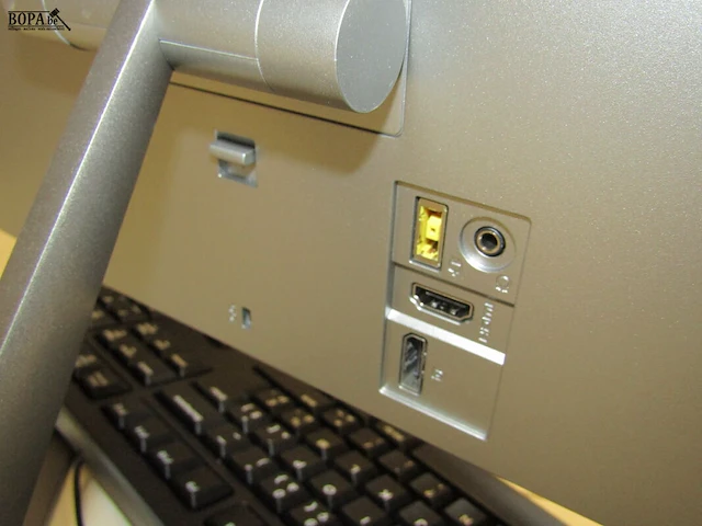 Lot 19 - pc monitor lenovo - afbeelding 3 van  3