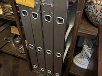 Lot 19 - plooiladder aluminium nieuwstaat 3m60 - afbeelding 2 van  2