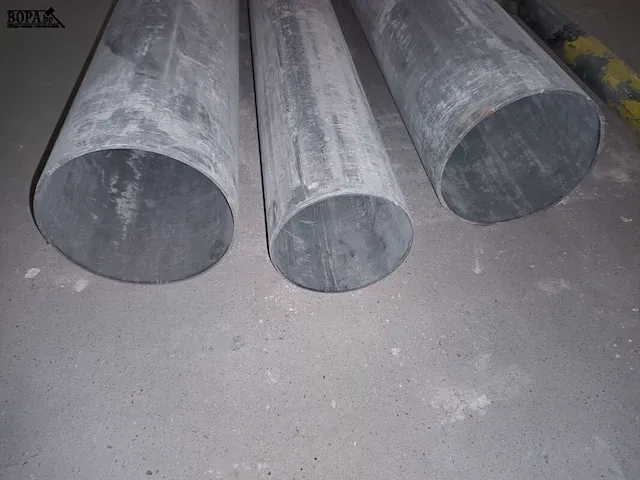 Lot 19 - pvc buizen. 3 stuks - afbeelding 3 van  3