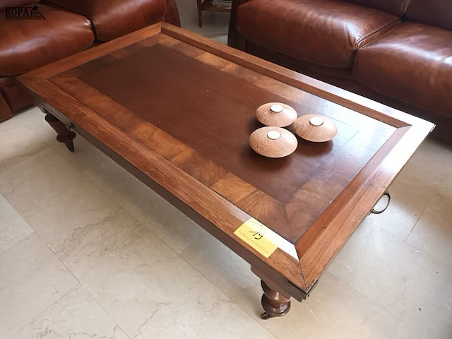Lot 19 - salontafel op wielen - afbeelding 1 van  6