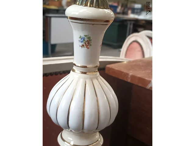 Lot 19 - staande lamp - afbeelding 5 van  5