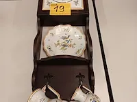 Lot 19 - wandklok - afbeelding 1 van  5