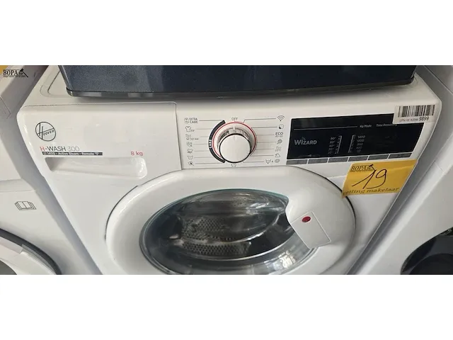 Lot 19 - wasmachine hoover 8 kg - afbeelding 2 van  4