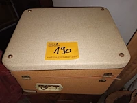 Lot 190 - vintage platenspeler - afbeelding 1 van  3