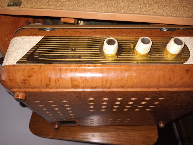 Lot 190 - vintage platenspeler - afbeelding 2 van  3