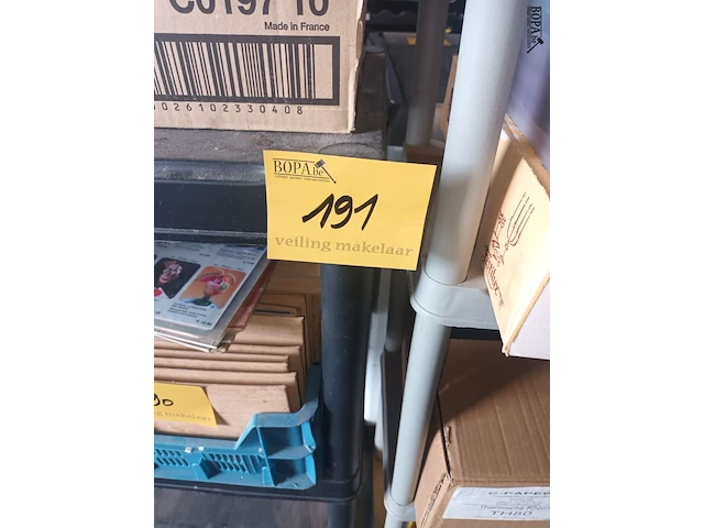 Lot 191 - pvc rek. 2 stuks - afbeelding 4 van  4