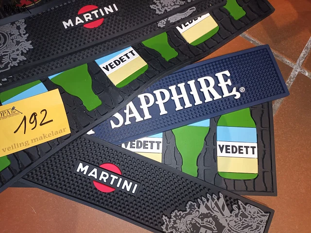 Lot 192 - kunststof toogmatten. 7 stuks - afbeelding 2 van  2