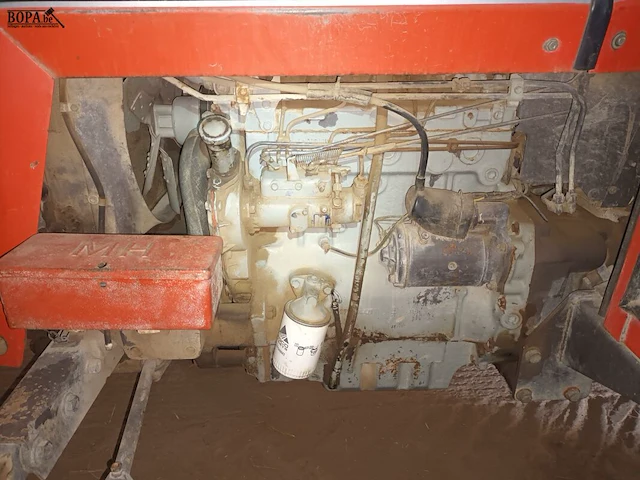 Lot 192 - tractor massey-ferguson 290 (1986-chass.u724504) - afbeelding 10 van  12