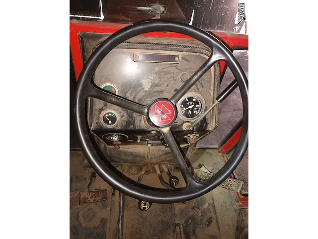 Lot 192 - tractor massey-ferguson 290 (1986-chass.u724504) - afbeelding 12 van  12