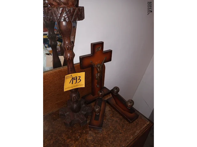 Lot 193 - houten decoratie. 4 stuks - afbeelding 3 van  3