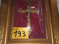 Lot 193 - kader met kruisbeeld - afbeelding 1 van  4