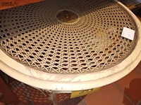 Lot 193 - ronde salontafel - afbeelding 3 van  3