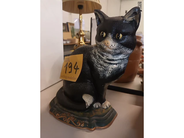 Lot 194 - gietijzeren kat - afbeelding 3 van  4