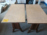 Lot 194 - tafel met houten onderstel. 3 stuks - afbeelding 1 van  3
