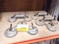 Lot 195 - glasdrager. 4 stuks - afbeelding 1 van  3