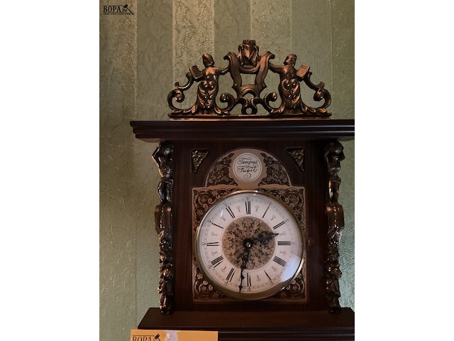 Lot 195 - hangklok met slinger en regulator, 29 x 16 x h43 - afbeelding 3 van  6