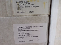 Lot 195 - tabelleer papier en etiketten - afbeelding 3 van  6