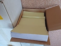 Lot 195 - tabelleer papier en etiketten - afbeelding 4 van  6