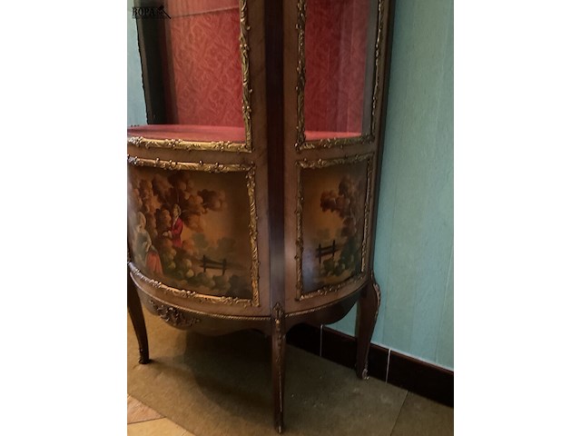 Lot 196 - italiaanse pronkkast - afbeelding 4 van  8