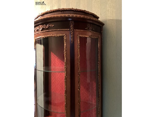 Lot 196 - italiaanse pronkkast - afbeelding 5 van  8