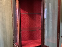 Lot 196 - italiaanse pronkkast - afbeelding 6 van  8