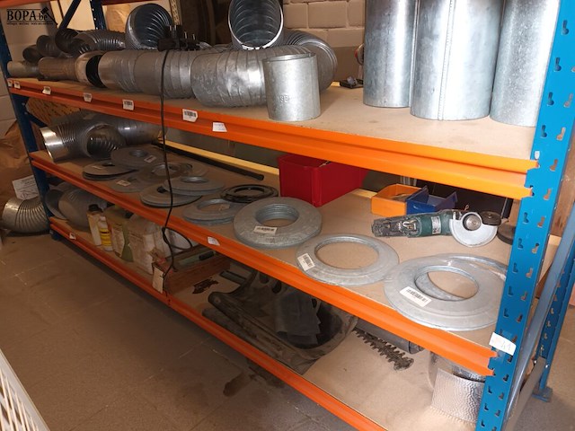 Lot 196 - stukken voor rookafvoer - afbeelding 2 van  7