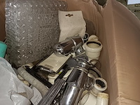 Lot 197 - badkamer lavabo en hulpstukken - afbeelding 4 van  4