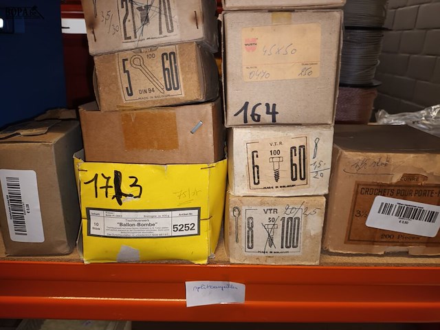 Lot 198 - divers werkmateriaal - afbeelding 4 van  6