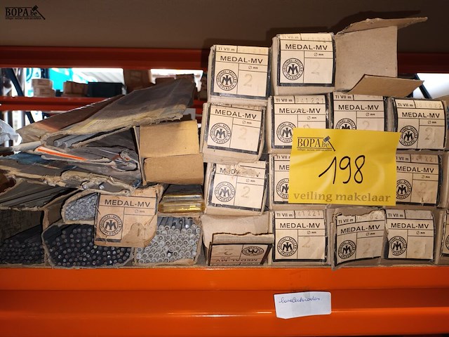 Lot 198 - divers werkmateriaal - afbeelding 6 van  6