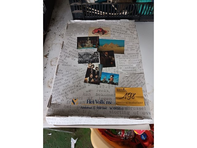 Lot 198 - verzamelkranten het volk - afbeelding 1 van  8