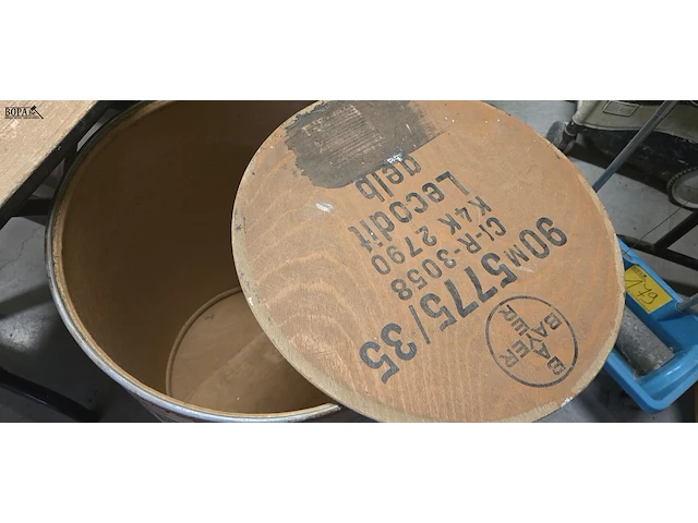 Lot 198 - vintage ton diam 45 cm h 68 cm 2 stuks - afbeelding 3 van  3