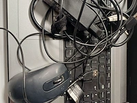 Lot 199 - acer laptop, muis, lader (h) - afbeelding 4 van  4