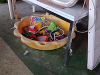 Lot 199 - uitschuifbare tafel - afbeelding 1 van  2