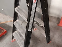 Lot 2 - aluminium trapladder altrex - afbeelding 2 van  3