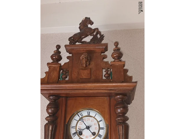 Lot 2 - antieke paardjes klok - afbeelding 3 van  3