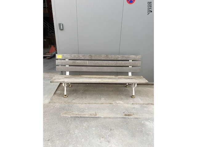 Lot 2 - antieke tuinbank - afbeelding 1 van  6