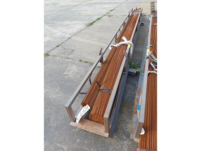Lot 2 - betonijzers - afbeelding 1 van  4
