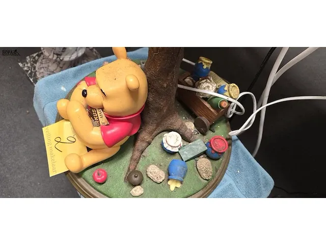 Lot 2 - disney lamp ‘winnie the pooh’ - afbeelding 3 van  5