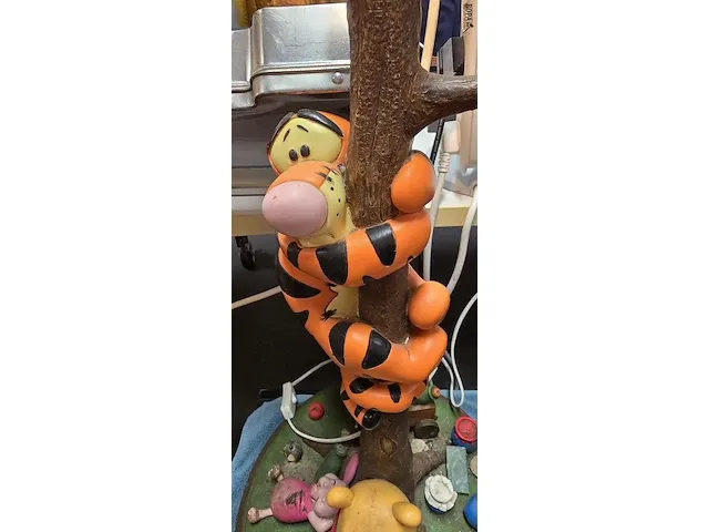 Lot 2 - disney lamp ‘winnie the pooh’ - afbeelding 5 van  5
