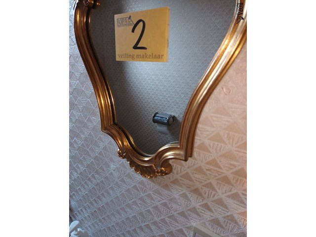 Lot 2 - kuifspiegel in vergulde lijst - afbeelding 3 van  3