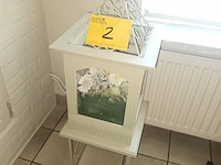 Lot 2 - lantaarn met bloemen
