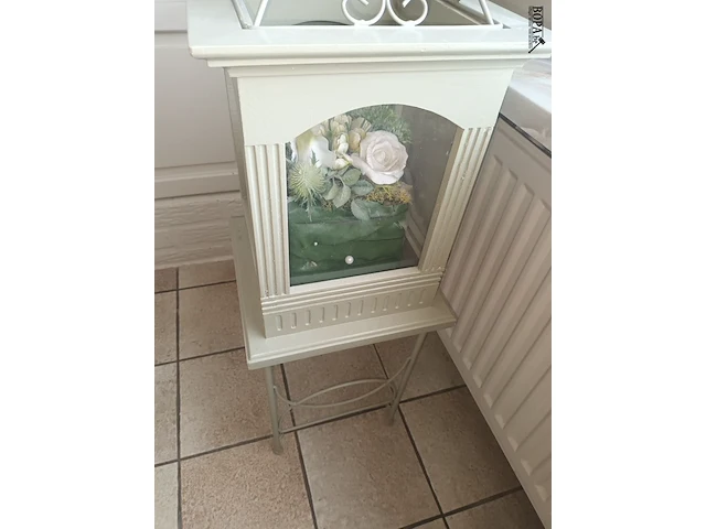 Lot 2 - lantaarn met bloemen - afbeelding 2 van  3
