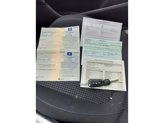 Lot 2 - peugeot 308 (2018-chass.vf3lrhnppjs317710) - afbeelding 7 van  25