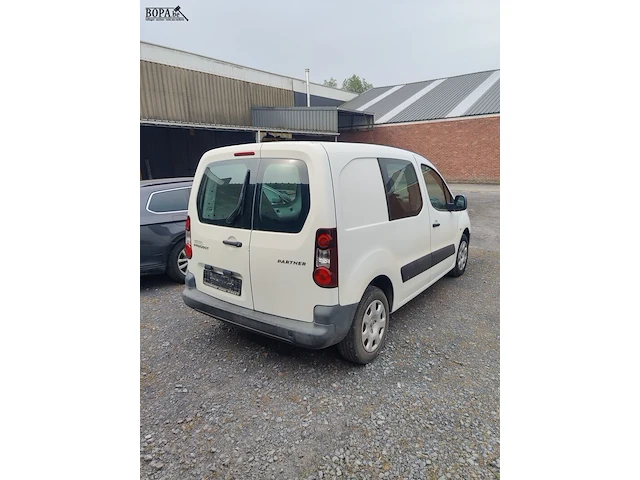 Lot 2 - peugeot partner (2013-chass.vf37a9hf0dj607396) - afbeelding 11 van  18