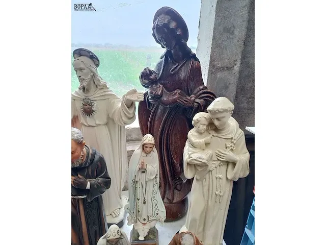 Lot 2 - religieuze beelden, 9 stuks - afbeelding 6 van  6