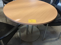 Lot 2 - ronde keukentafel